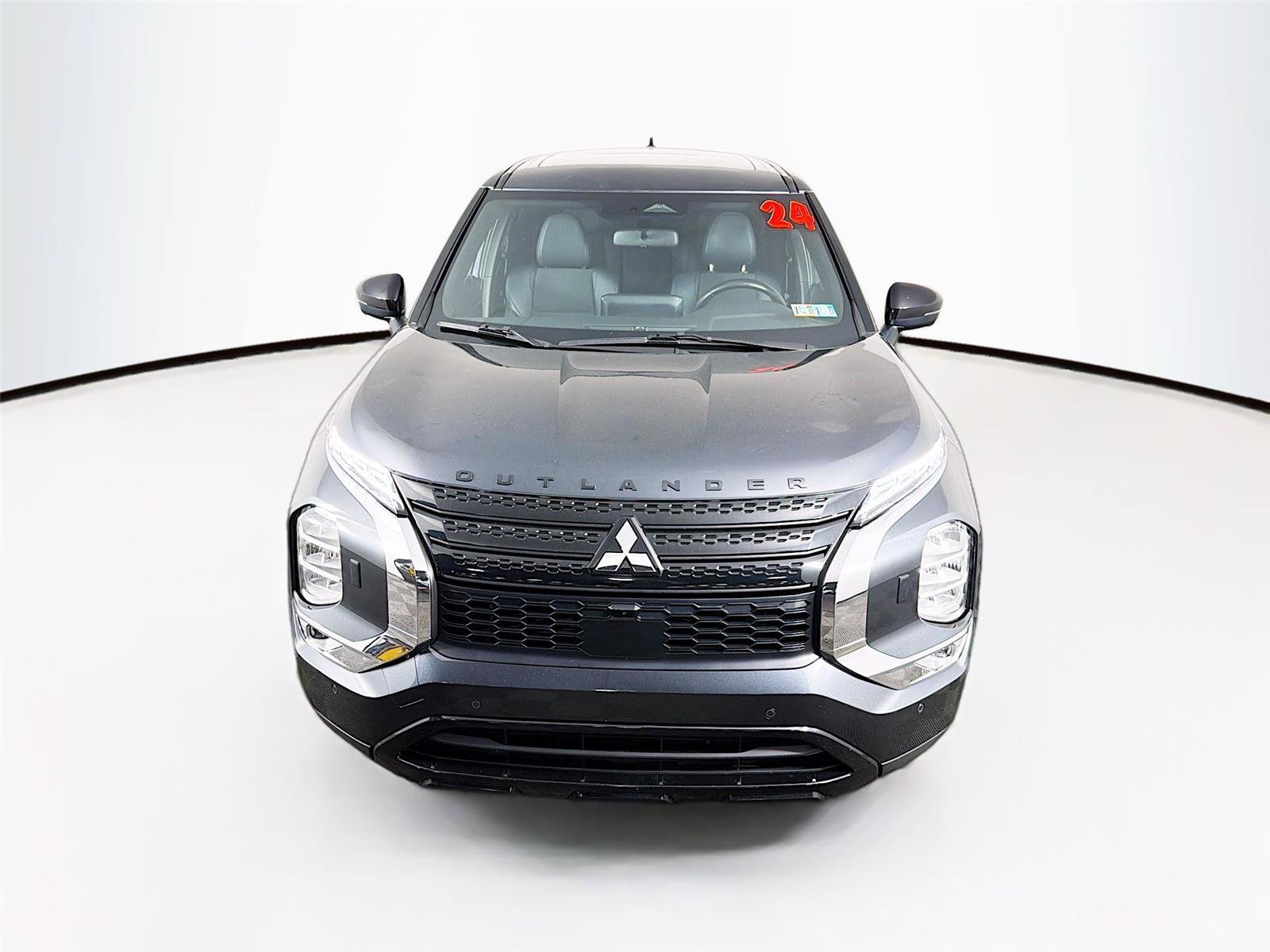 Used 2024 Mitsubishi Outlander SE Black Edition AWD/4WD image 13