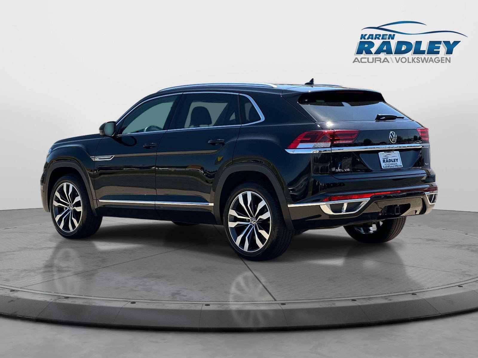 Certified 2023 Volkswagen Atlas Cross Sport SEL Premium R-Line AWD/4WD image 4