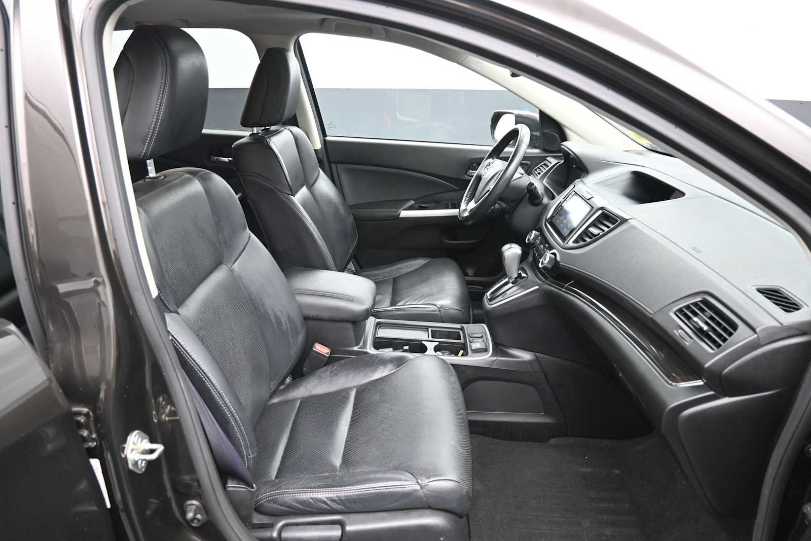 Used 2016 Honda CR-V Touring image 25
