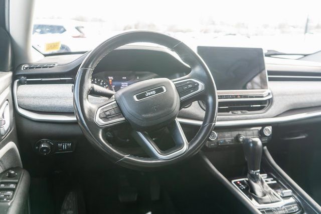 Used 2022 Jeep Compass Latitude image 14
