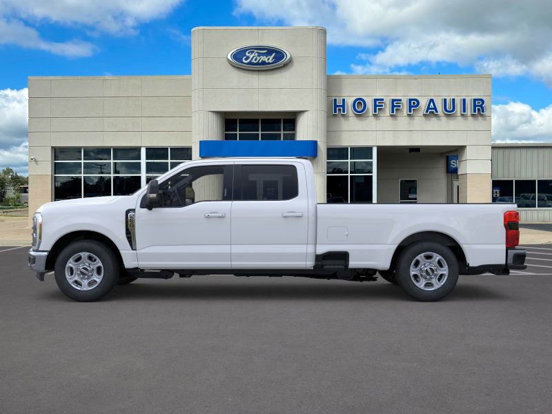 New 2026 Ford F250 XLT w/ XLT Premium Package image 32