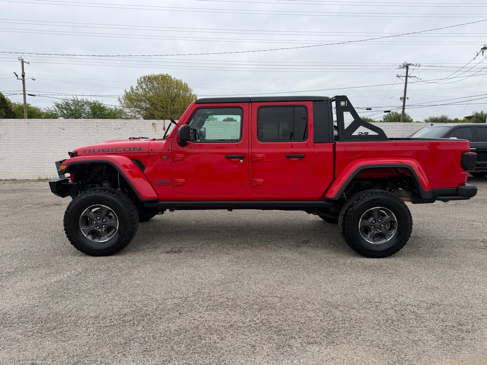 Used 2020 Jeep Gladiator Rubicon image 3