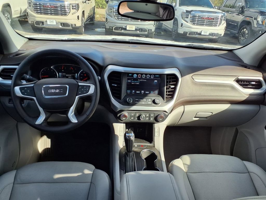 Used 2019 GMC Acadia SLT FWD image 3