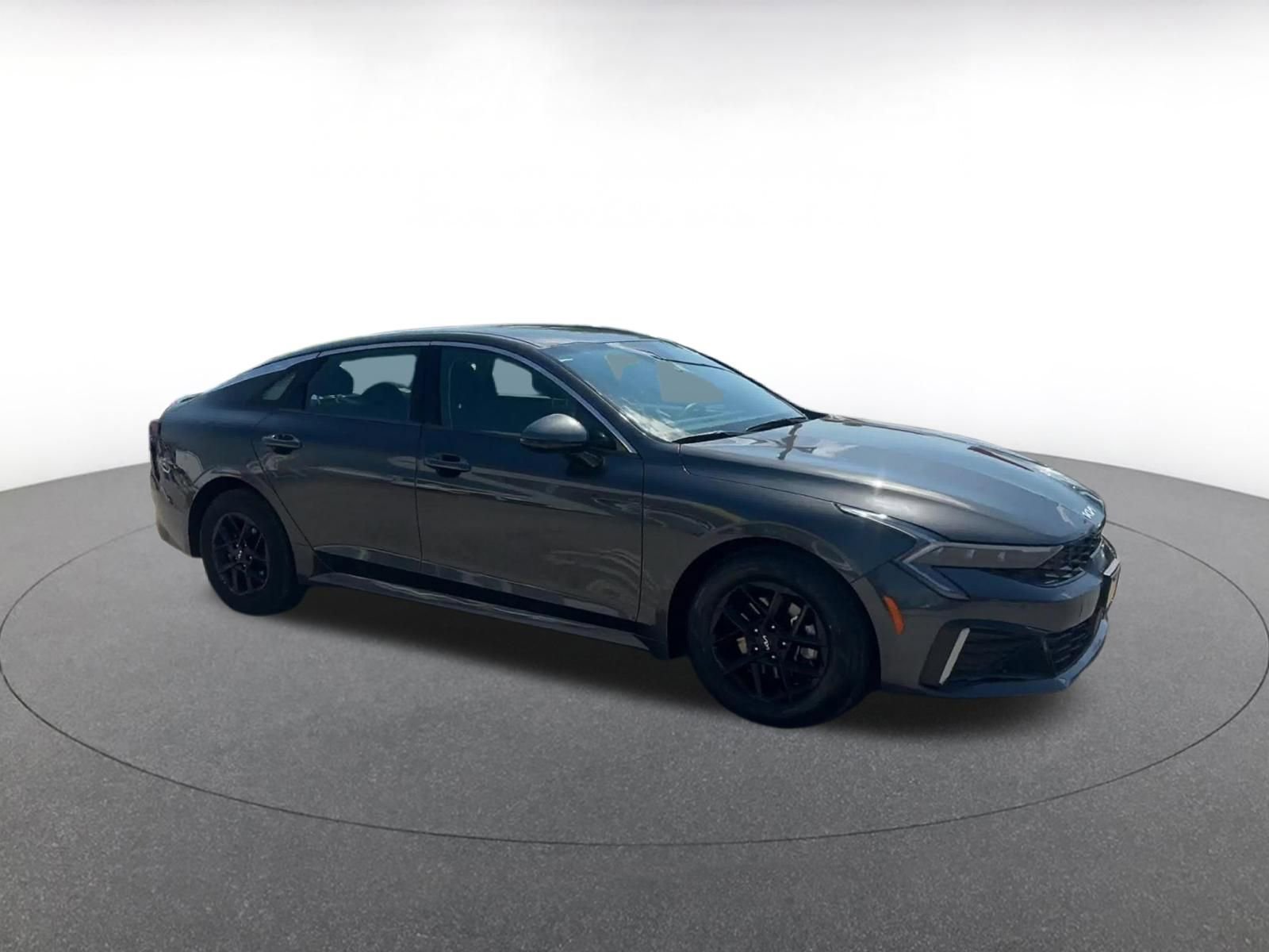 Used 2025 Kia K5 LXS FWD image 2