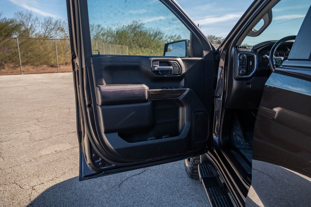 Used 2021 Chevrolet Silverado 1500 RST image 10