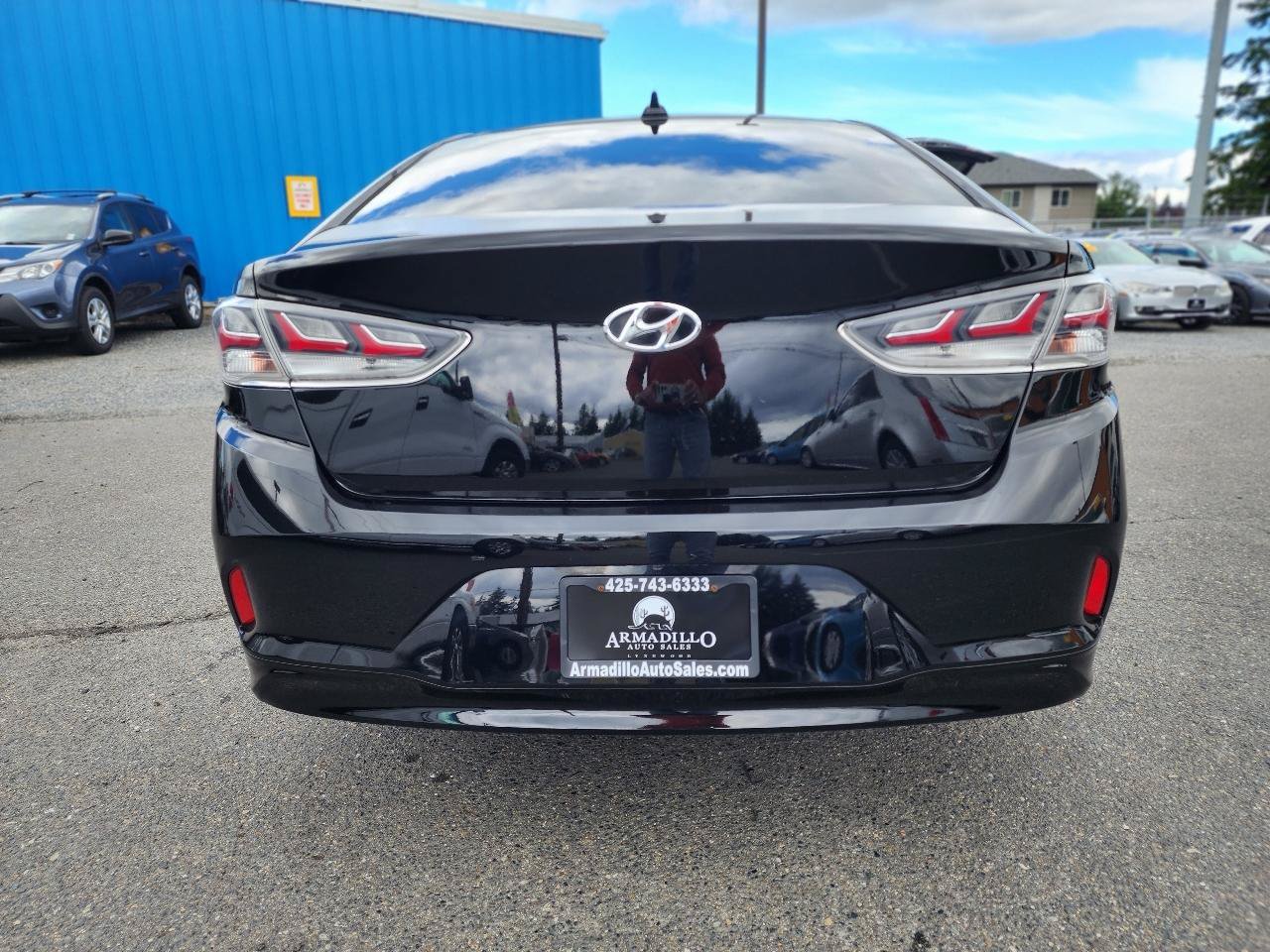 Used 2018 Hyundai Sonata Limited FWD image 6