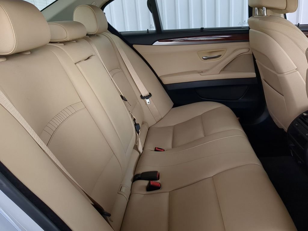 Used 2016 BMW 535i xDrive Sedan image 7