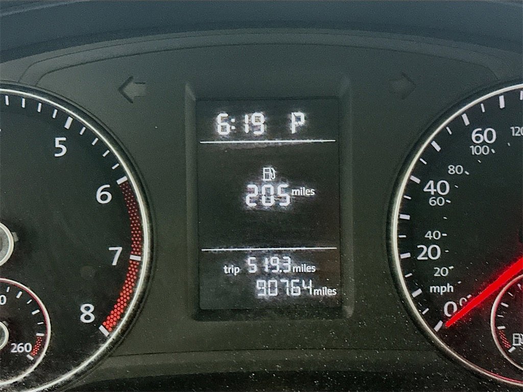 Used 2014 Volkswagen Passat 1.8T S image 15