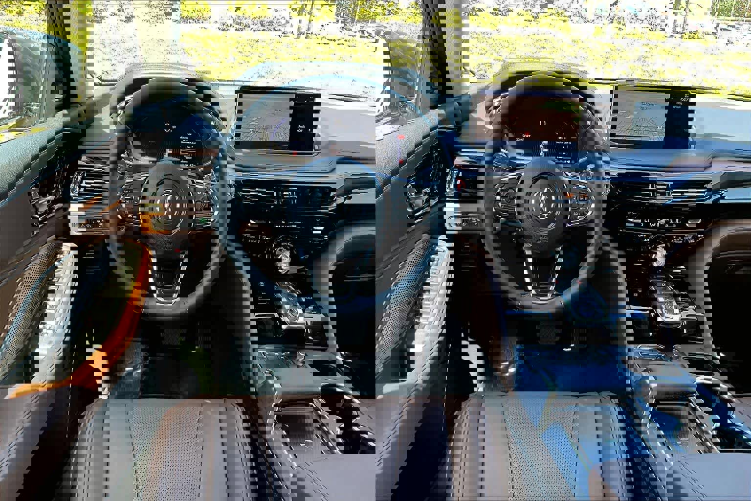 Used 2024 Acura MDX SH-AWD w/ Technology Package image 6