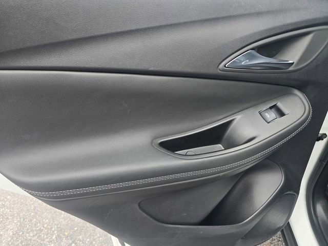 Used 2023 Buick Encore GX Select FWD image 13