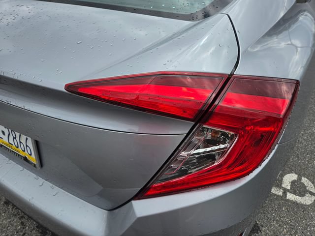 Used 2018 Honda Civic EX image 17