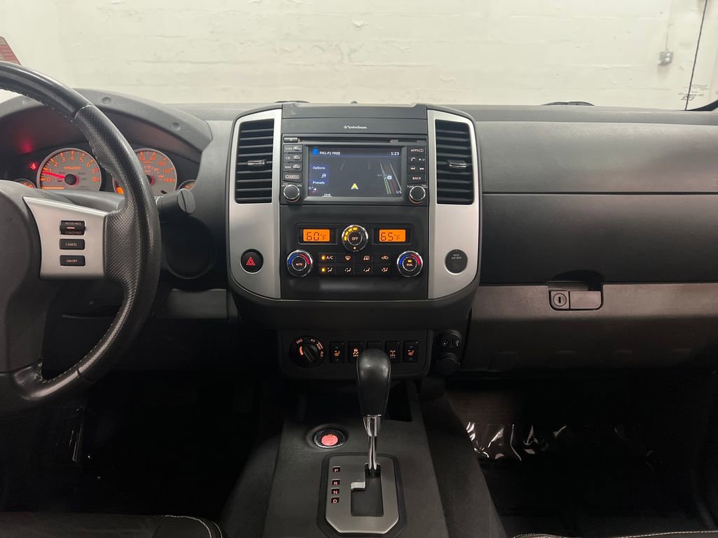 Used 2020 Nissan Frontier PRO-4X w/ Pro-4x Utility Package AWD/4WD image 20