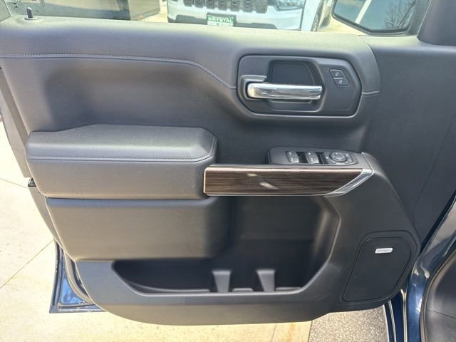 Used 2022 Chevrolet Silverado 1500 RST AWD/4WD image 10