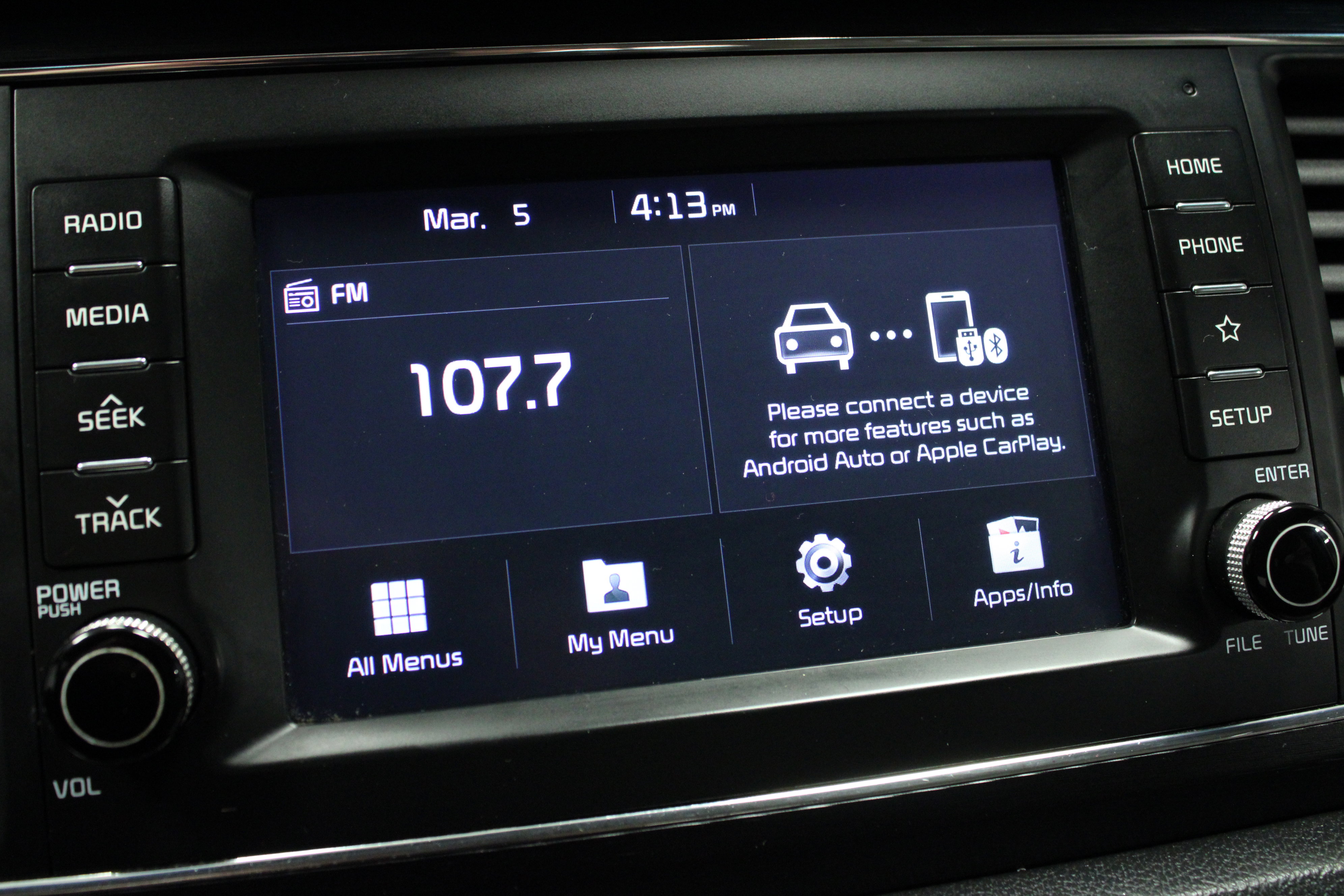 Used 2019 Kia Sedona L image 24