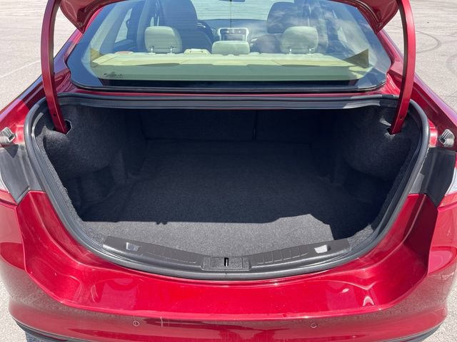 Used 2016 Ford Fusion SE FWD image 18