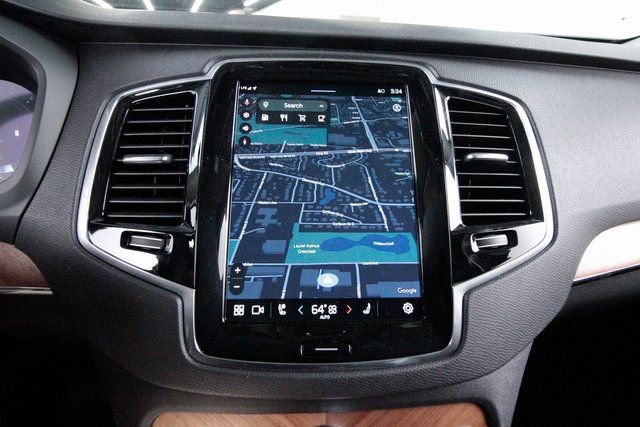 Certified 2025 Volvo XC90 B6 Plus w/ Protection Package Premier image 15