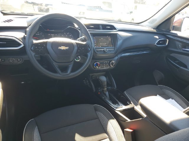 Used 2023 Chevrolet TrailBlazer LT FWD image 10