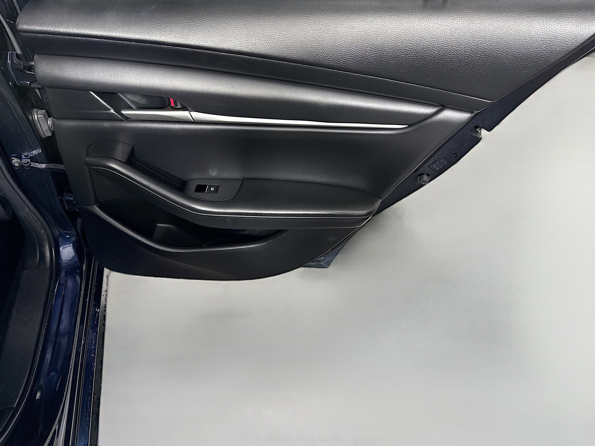 Used 2020 MAZDA MAZDA3 Sedan w/ Select Package image 28