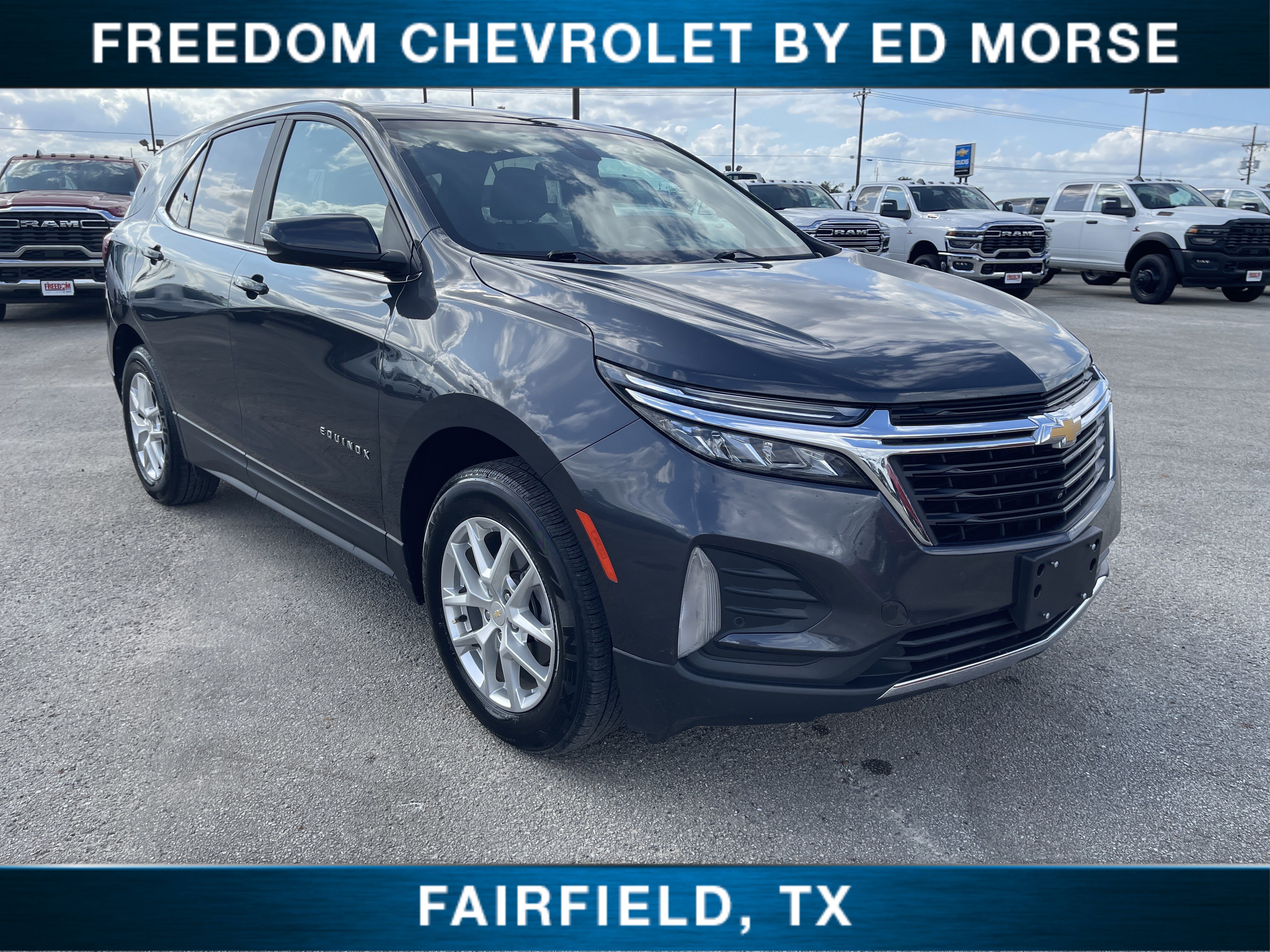 Used 2022 Chevrolet Equinox LT FWD image 1