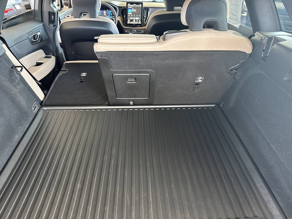 Certified 2026 Volvo XC60 B5 Plus AWD/4WD image 14