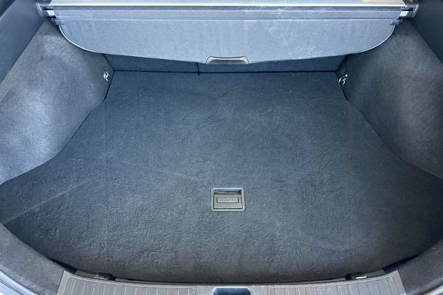 Used 2020 Toyota Prius LE FWD image 17