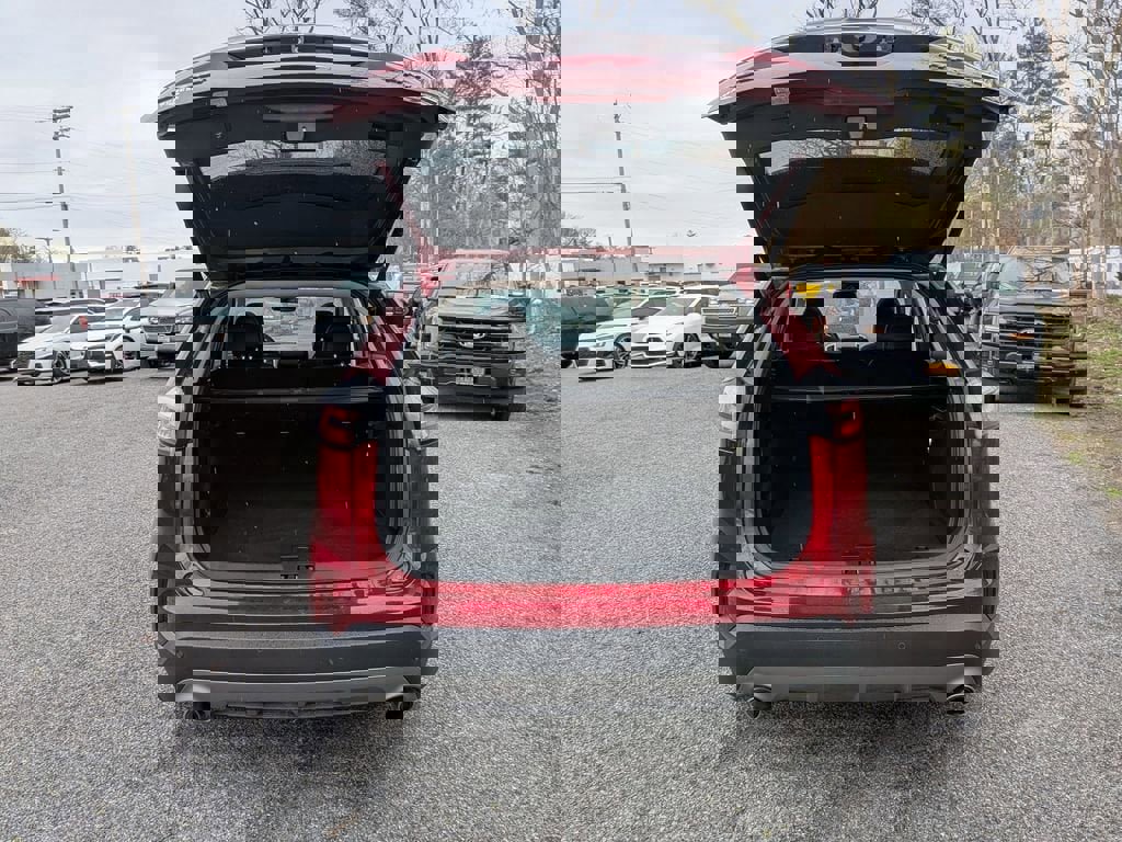 Used 2019 Ford Edge Titanium w/ Cold Weather Package AWD/4WD image 21