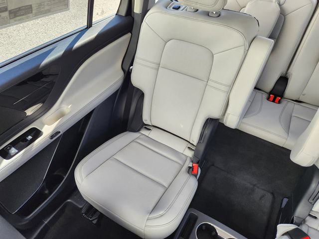 New 2026 Lincoln Aviator AWD w/ Jet Appearance Package image 13