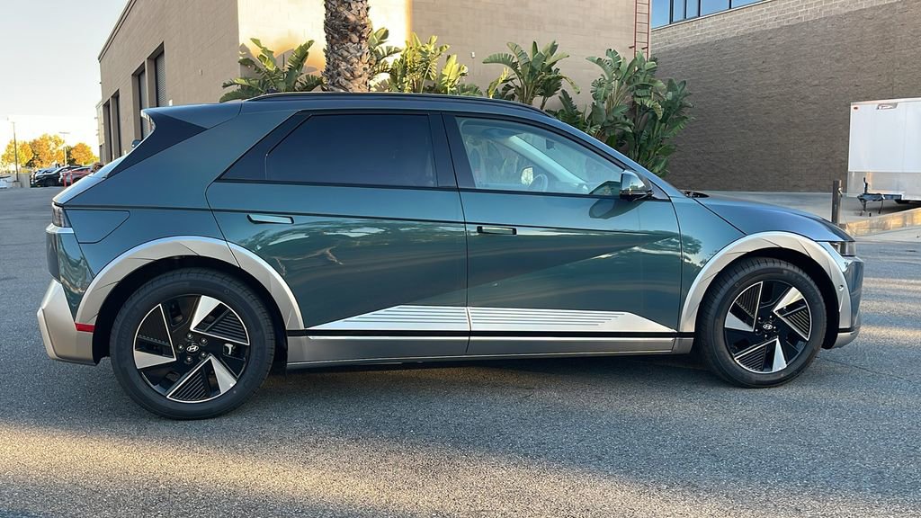 New 2026 Hyundai Ioniq 5 Limited image 6