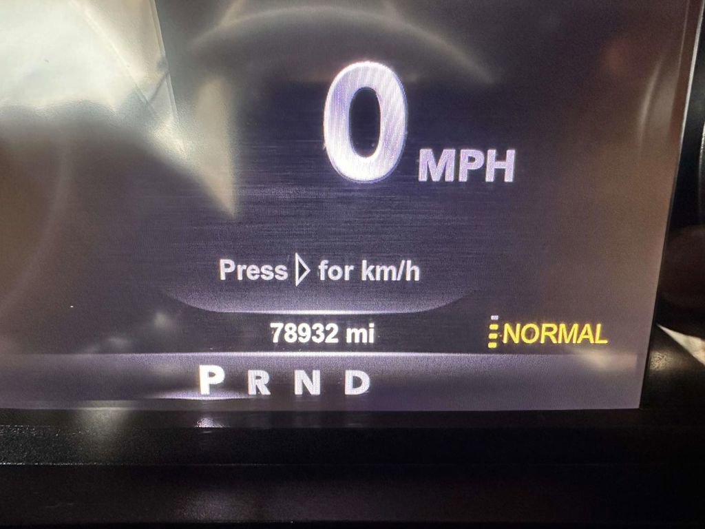 Used 2018 RAM 1500 Rebel w/ Luxury Group AWD/4WD image 30