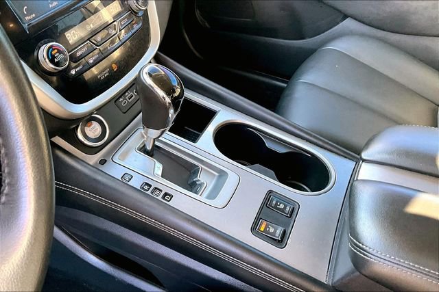 Used 2022 Nissan Murano SV w/ Cargo Package image 13