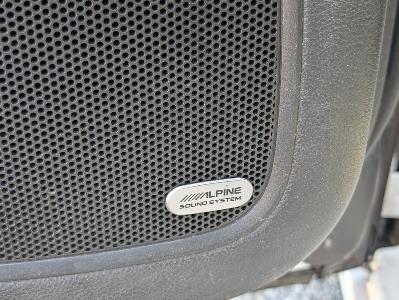 Used 2015 Chrysler 200 S w/ Navigation & Sound Group I image 13