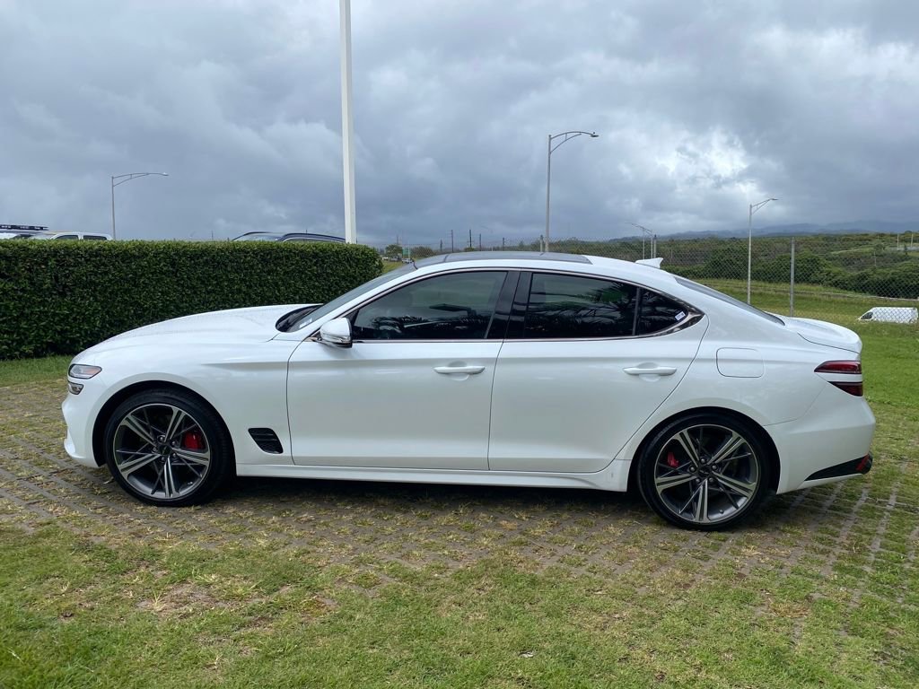 Used 2025 Genesis G70 2.5T w/ Sport Prestige Package image 4