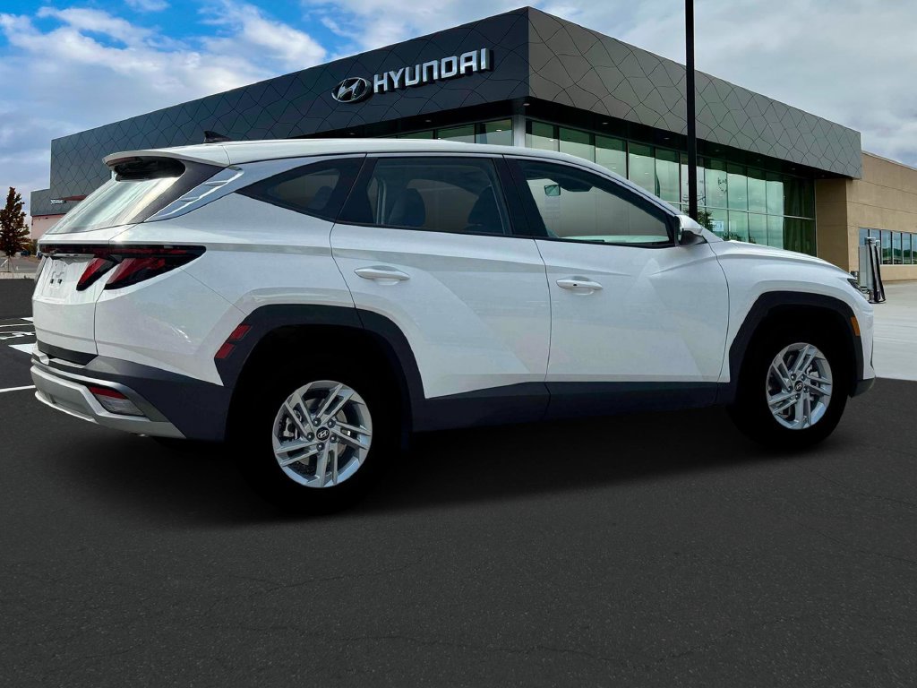 New 2025 Hyundai Tucson SE FWD image 8