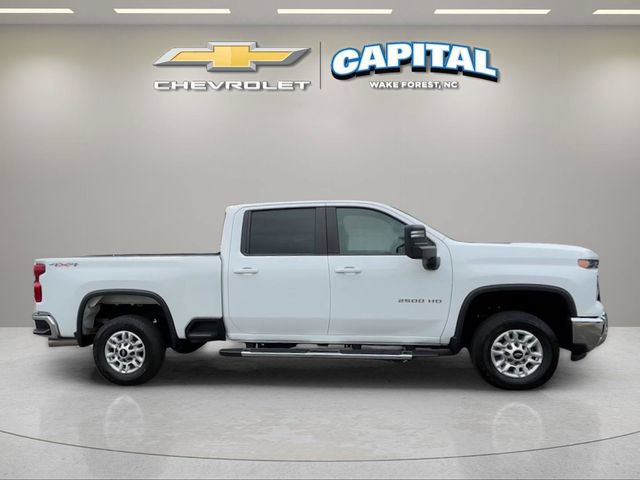 Used 2025 Chevrolet Silverado 2500 LT w/ Convenience Package AWD/4WD image 6