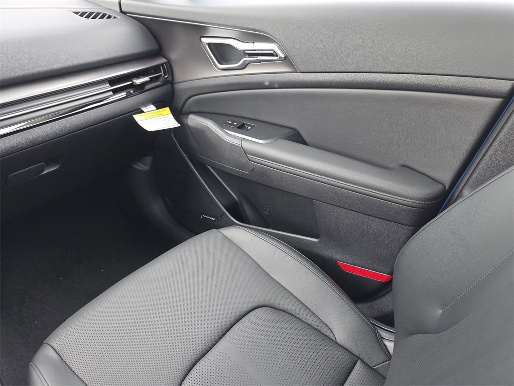 New 2026 Kia Sportage SX image 18