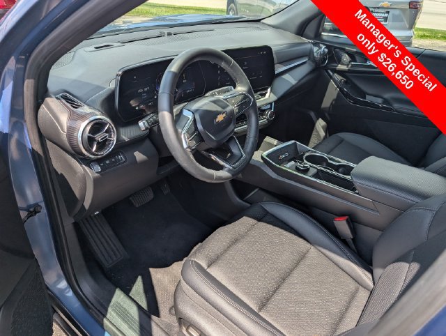 Used 2026 Chevrolet Equinox LT w/ Convenience Package II AWD/4WD image 12