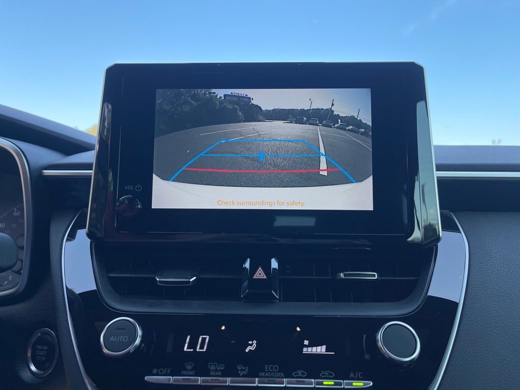 Used 2023 Toyota Corolla SE image 6