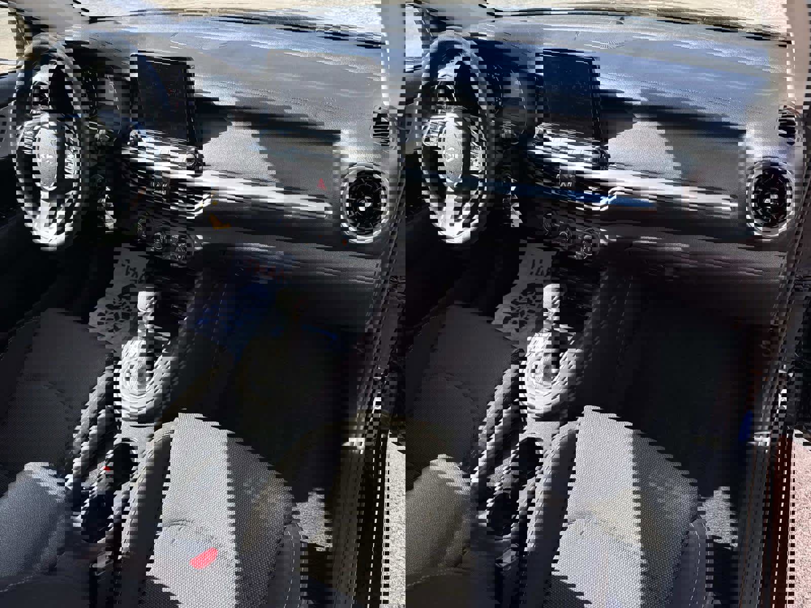 Used 2024 Kia Forte LXS image 27