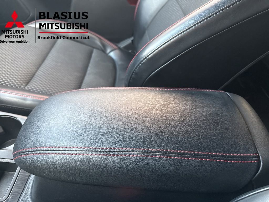 Used 2023 Ford Escape ST-Line w/ Tech Pack #1 AWD/4WD image 29