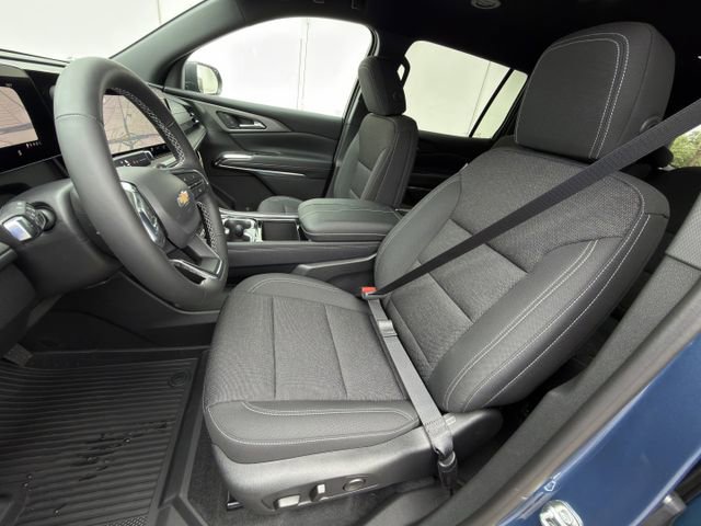 New 2026 Chevrolet Traverse LT w/ Driver Confidence Package image 17