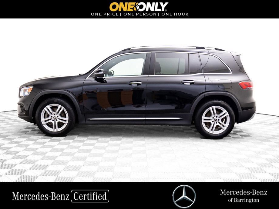Used 2023 Mercedes-Benz GLB 250 4MATIC image 2