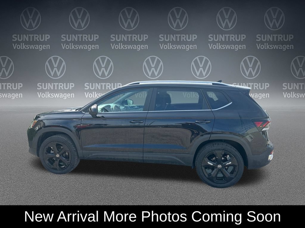 Used 2025 Volkswagen Taos SEL w/ Black Wheel Plus Package AWD/4WD image 3