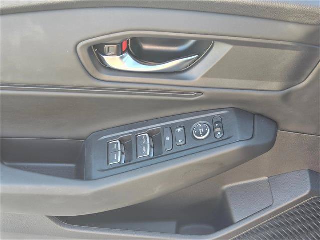 Used 2025 Honda Accord SE image 25