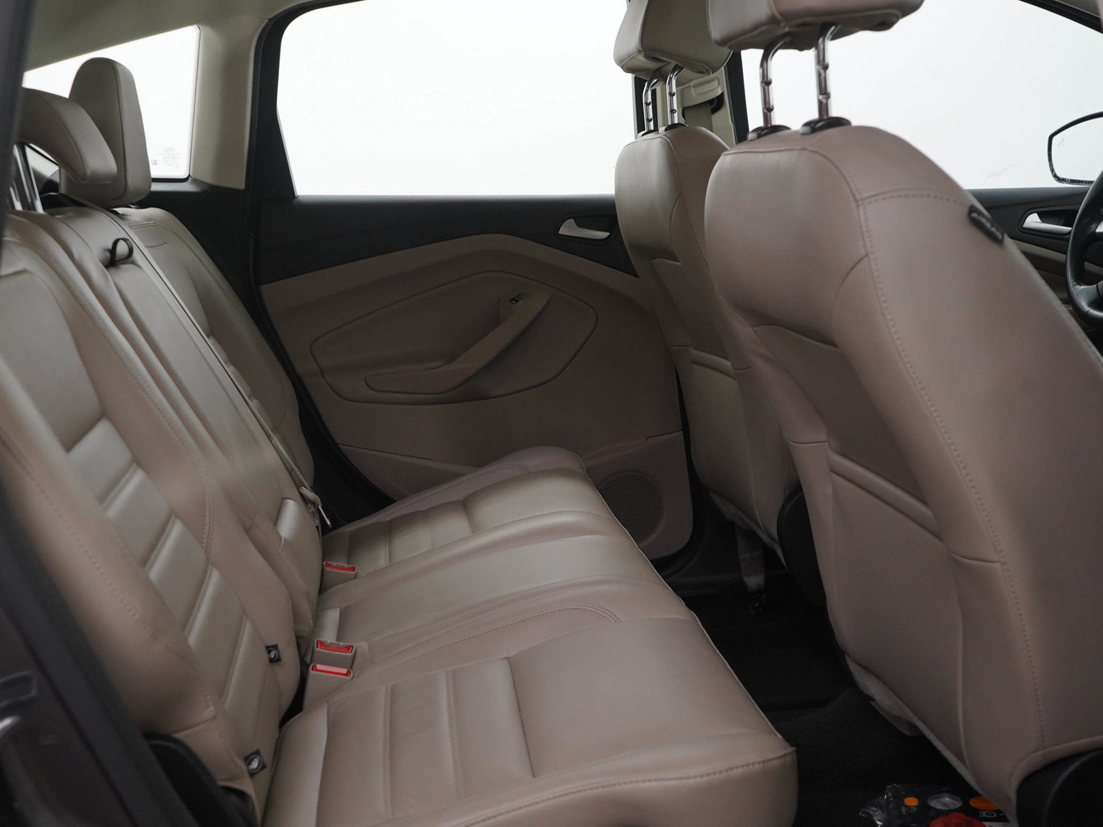 Used 2017 Ford C-MAX Titanium w/ Equipment Group 301A FWD image 12