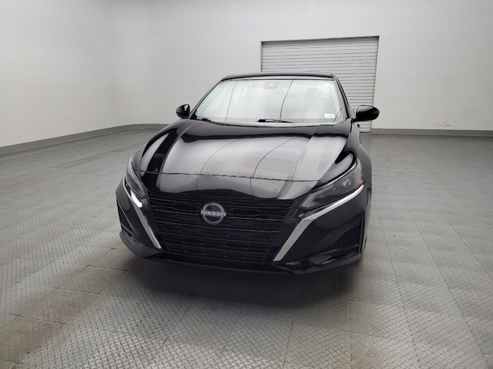 Used 2023 Nissan Altima 2.5 SV image 15
