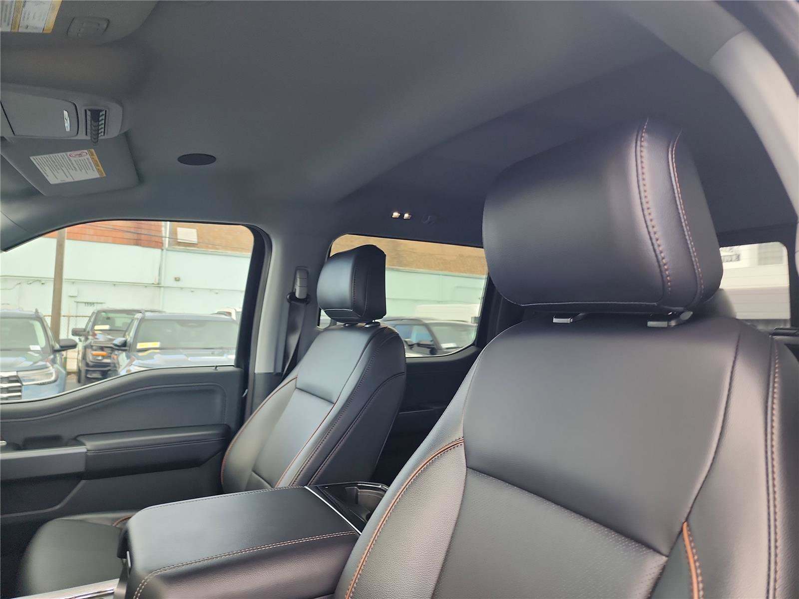 Used 2025 Ford F250 Lariat w/ Lariat Ultimate Package AWD/4WD image 14