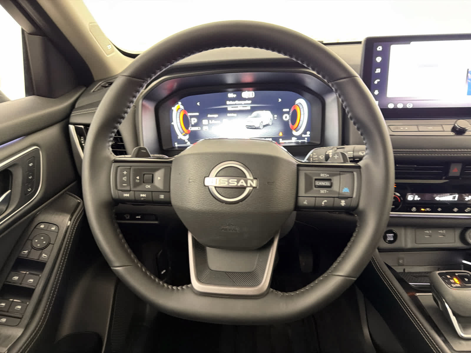 Certified 2026 Nissan Rogue Platinum AWD/4WD image 17