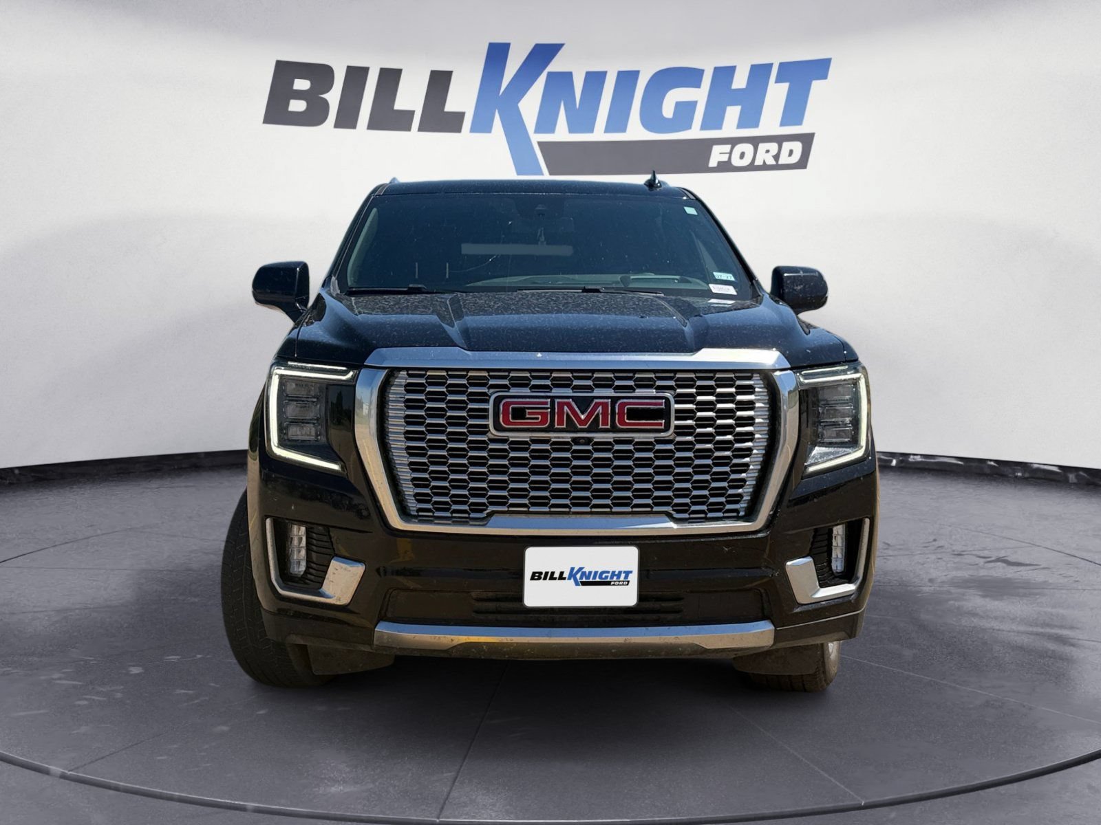 Used 2024 GMC Yukon XL Denali RWD image 8