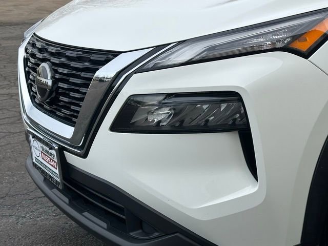 Used 2021 Nissan Rogue S AWD/4WD image 8