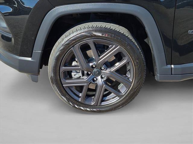 Used 2026 Jeep Compass Latitude AWD/4WD image 8